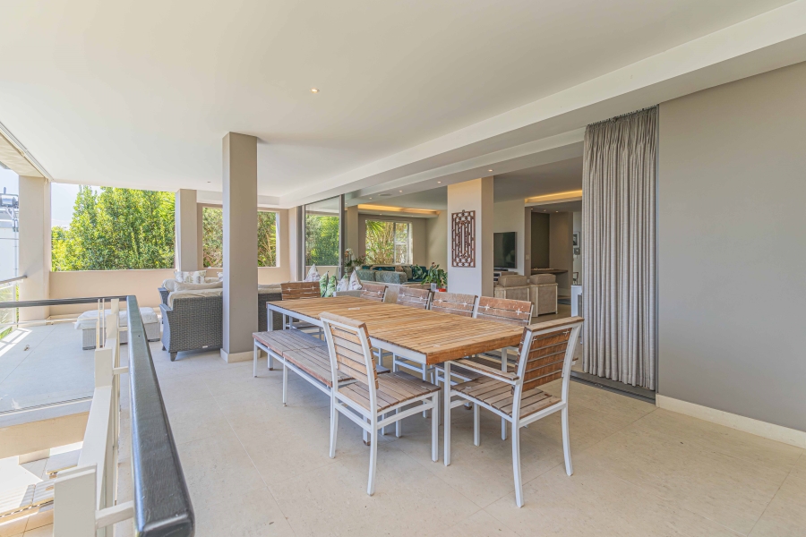 4 Bedroom Property for Sale in Fresnaye Western Cape